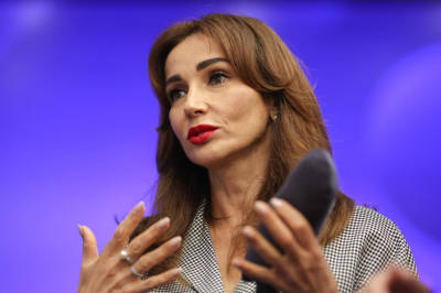 Ставшая невестой Чехова сообщила о страшном диагнозе: «Ищем онколога»